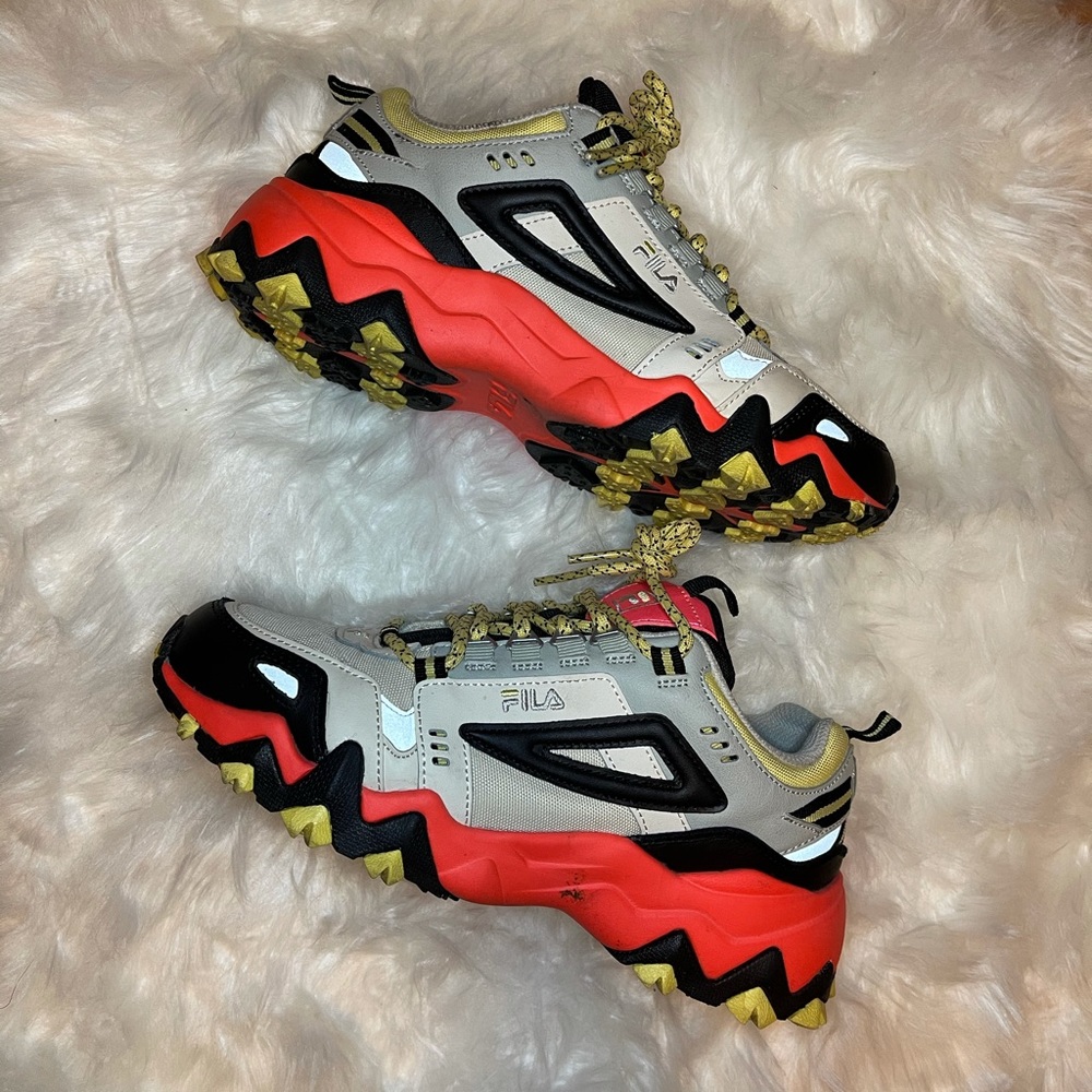 Fila Disruptor II